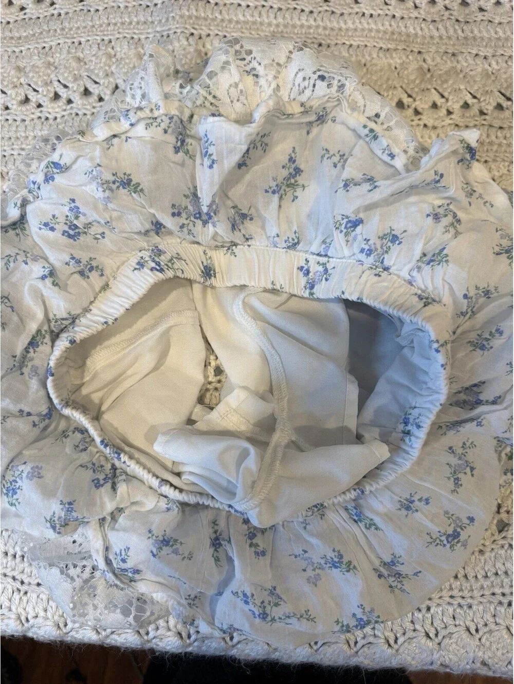 Abercrombie Kids Floral Ruffle Tiered Lace Mini Skirt White Blue 11/12